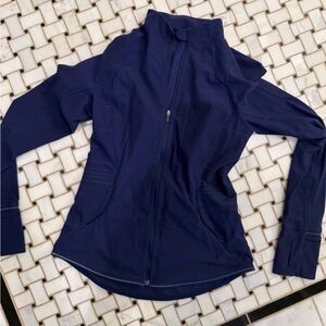 Lululemon True Navy Define